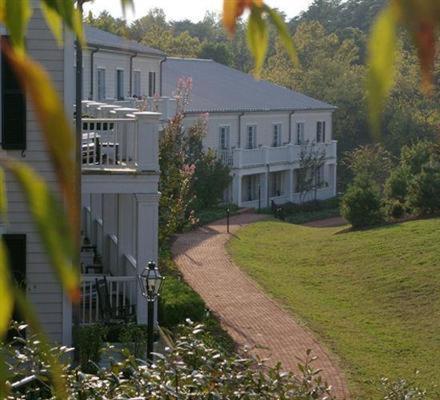 Berry Hill Hotel South Boston Exterior foto